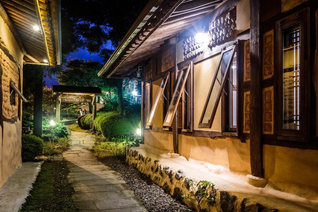 Kasan Tobang Hostel Seogwipo Ngoại thất bức ảnh