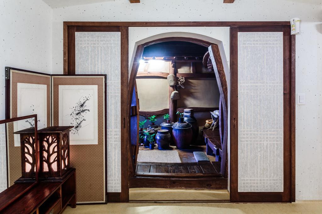 Kasan Tobang Hostel Seogwipo Ngoại thất bức ảnh