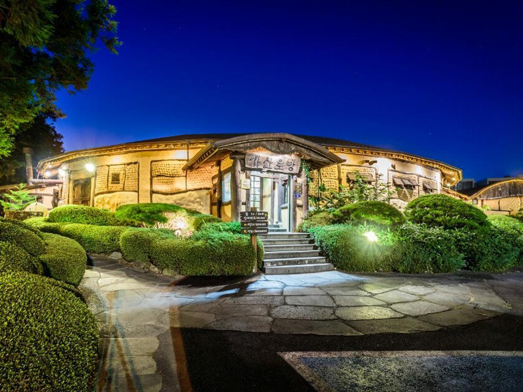 Kasan Tobang Hostel Seogwipo Ngoại thất bức ảnh