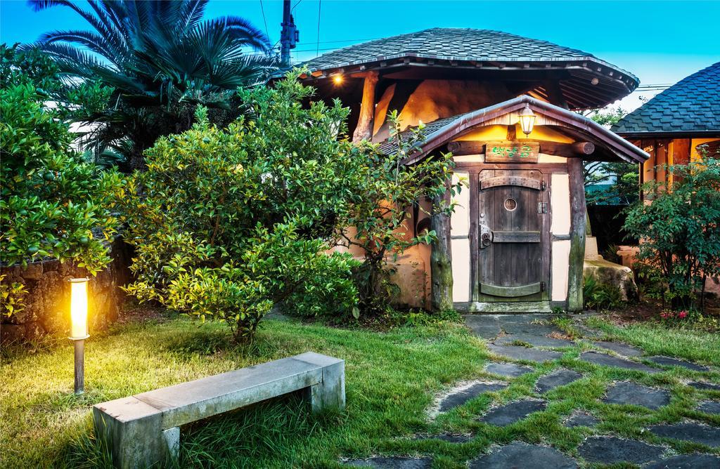 Kasan Tobang Hostel Seogwipo Ngoại thất bức ảnh